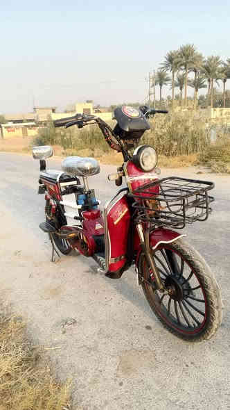 السلام عليكم بيسكل شحن للبيع  بس الشاره مال البطاريات عطلانه بس البطاريات جديده السعر 350وبي مجال الرقم***********
