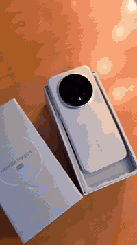 هونر ماجك 8 برو للبيع
ذاكرة 512 
عشوائيه 12+12

جهاز اوبن بوكس 

كامل ملحقات غير مستخدمه 
شاحنه كيبل كفر باكيته

السعر مليون و175 قفل

يوجد توصيل لجميع محافظات العراق 
للحجز راسل الصفحة 
واتساب ***********

صفحة تتوفر بيها الأجهزة المتوفرة https://t.me/mohamd_phone
#هونر #للبيع #توصيل_لكل_العراق #العراق #مستخدم
