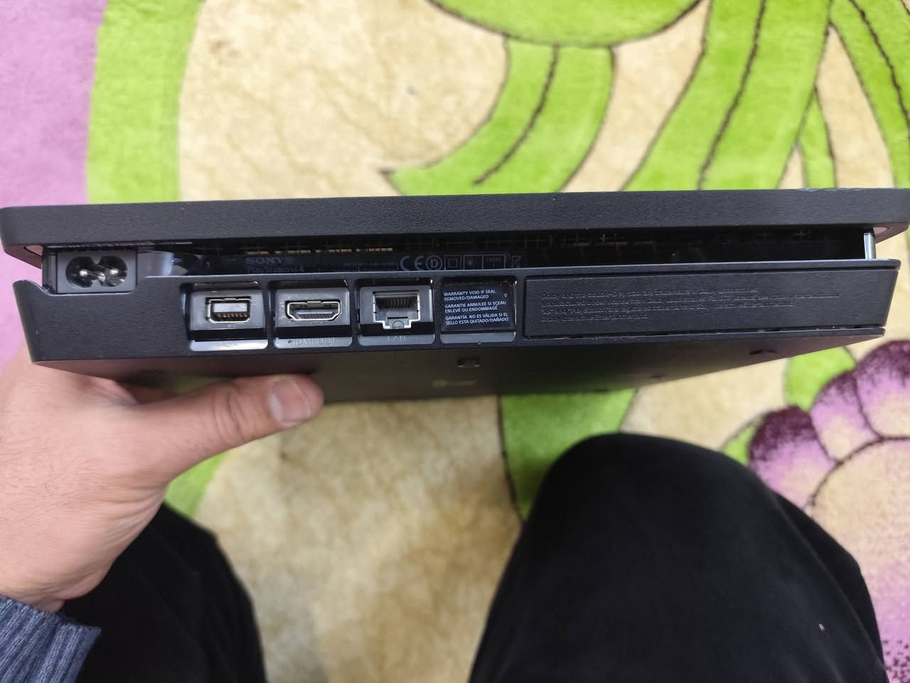 سلام عليكم شباب متوفر 
جهاز بلي فور سلم حيل نظيف لوك ستيكر ومامفتوح وتحديثه 12.5مهكر قرص مليان اللعاب هارده 500كيكا يده وحده كوبي وي جهاز كيبلاته كامله كارتونيه موجوده جهاز حيل سريع ومستقر سعره ب240 الف 
مكاني بالحله 
***********
مامتواجد فيس اخوان الي يريده ايخابر أو وتس اب
