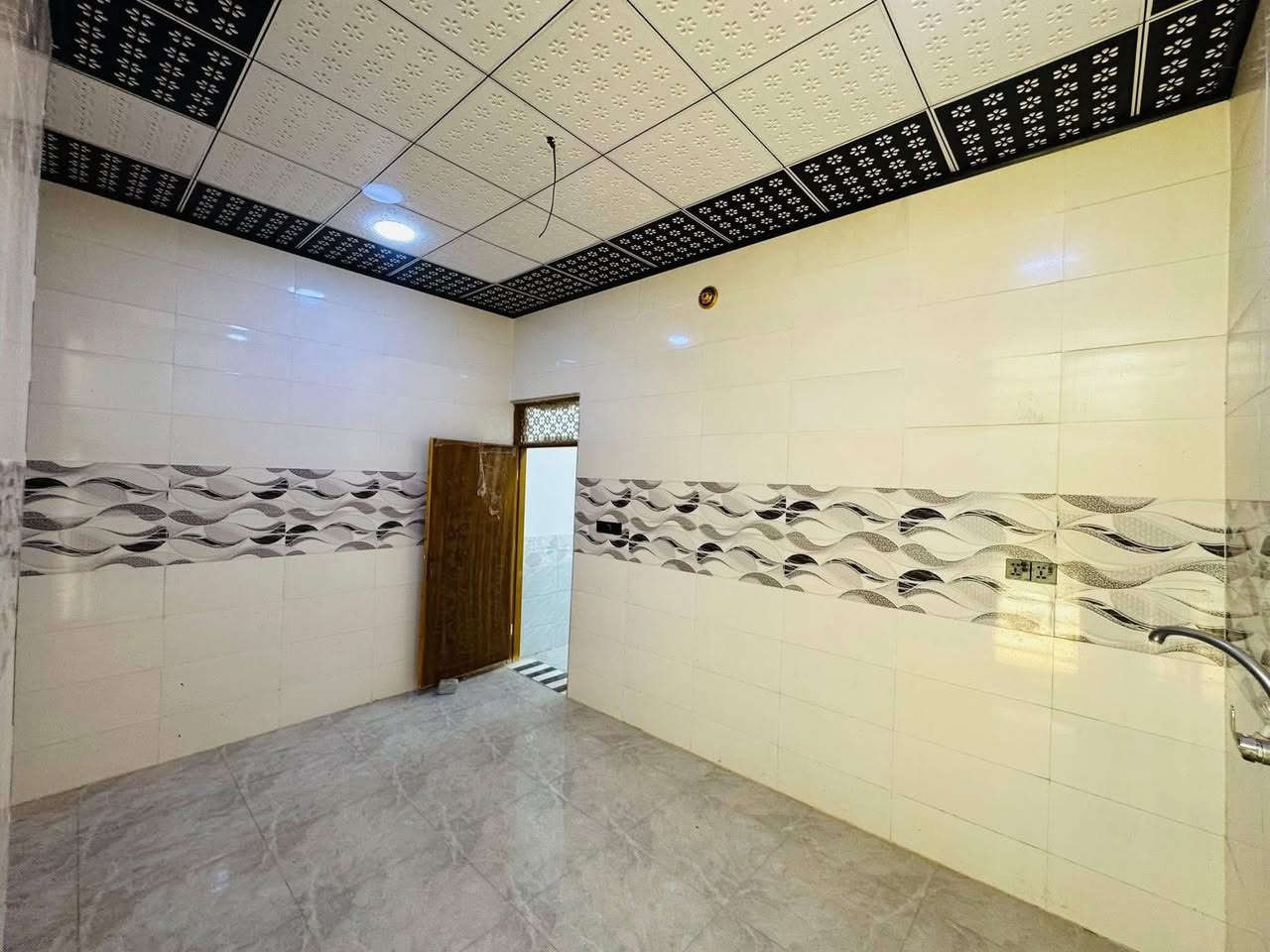بيت للبيع بيت طابو صرف

📐 100م – نجف / مجمع بيتي

مقابل مجمع السلطان

🏠 غرفة، صالة، استقبال، مطبخ

🚿 صحيات (2) + مكشوفة

⚡ جميع الخدمات متوفرة

💰 السعر: 65مليون (قابل للتفاوض)
***********
