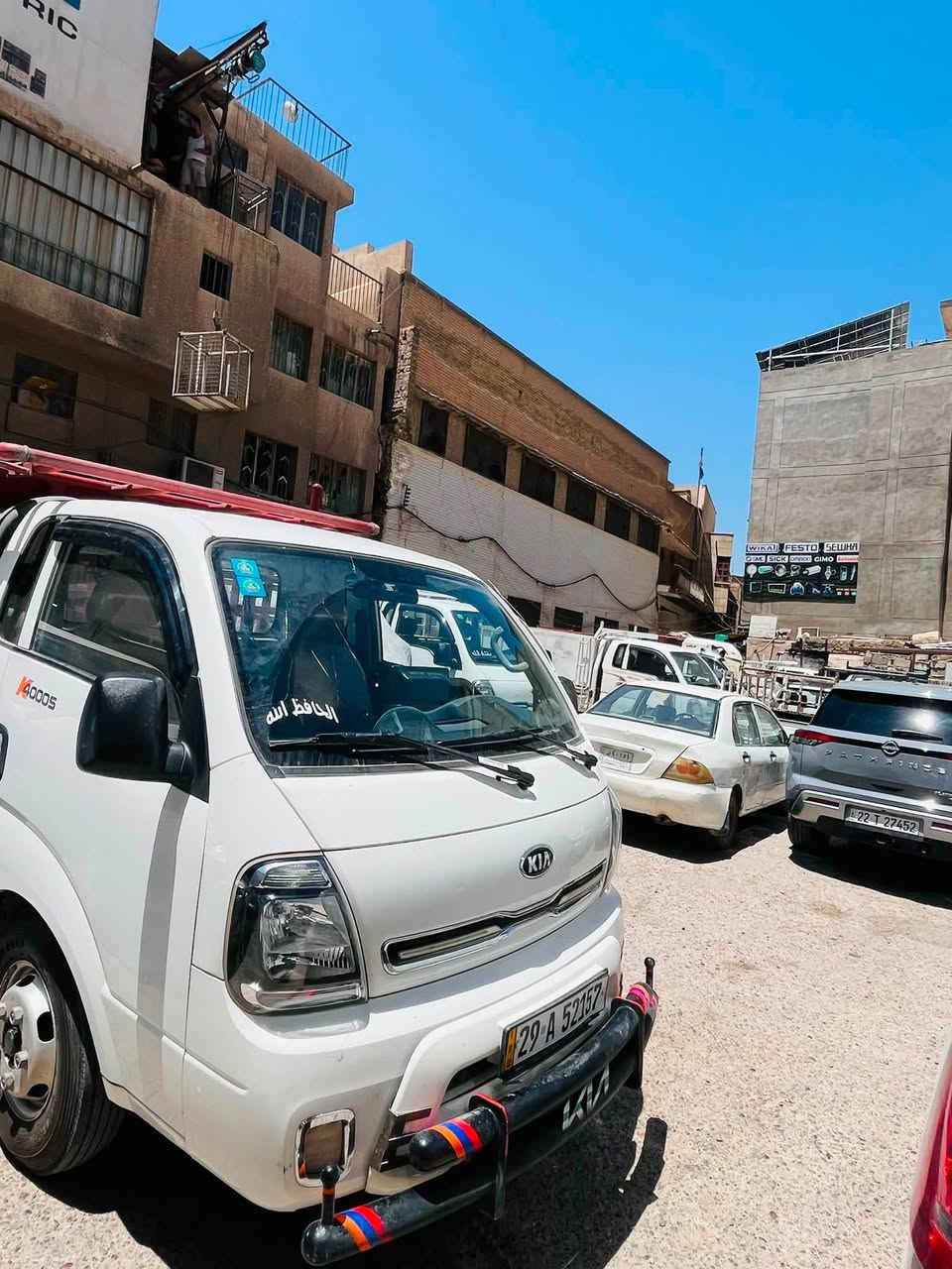 سلام عليكم كيا فحل للبيع مديل 2022 تحوير تانكي تحوير تاير 14 رقم واسط السعر 180 وبيهة مجال السياره مكفوله كفاله عامه كله شغال والستفسار ***********
