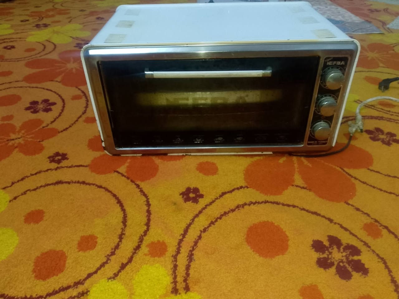 السلام عليكم فرن كهربائي شغال الشوي مالته يخبل السعر 30 وبي مجال
التواصل ***********
