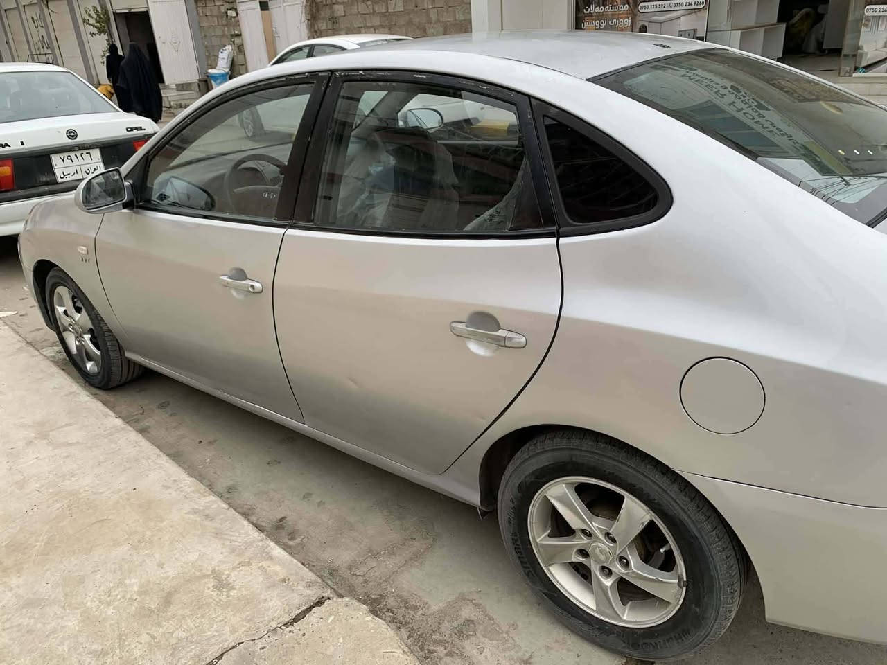 هۆندای ئاڤانتی مۆدیل 2010ماڵێکی جوان چوارتایەی تازە گێڕو مەکینە بەشەرت سەقف بێ بۆیاخ ئیکۆ ناو سندوق کامل و وەکو شوشە لایت ڕەش شوێن سەیدسادق 44و کەمێ معامەلە***********
