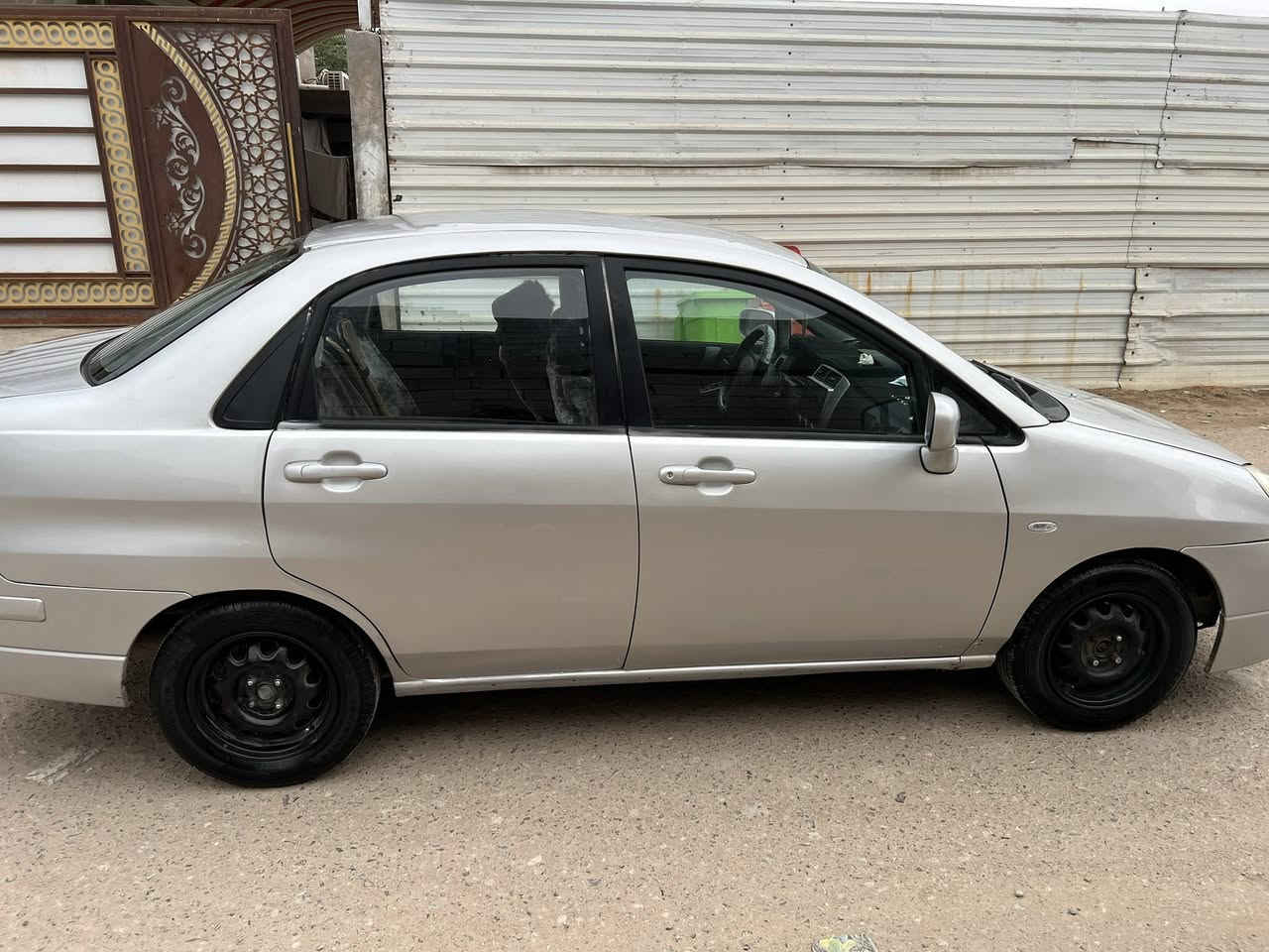 سلام عليكم سازوكي ليانا 2005 سياره توها معمره كير ومكينه وحداديه كله مضبوط ما ناقصها شي سياره حلوه ومرتبه واقتصاديه  رايدها ب55 قفل العنوان البصره متواجد ببو الخصيب *********** هذا رقم واتساب فقط
*********** هذا رقم اتصال شريحه فقط
