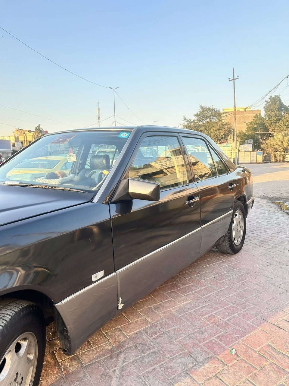 السلام عليكم دب للبيع
موديل 1990 

محرك وكير خير من الله 

المحرك 300 قبق اسود 

تبريد ثلج ❄️ 

السياره بسمي 

تحويل ثاني يوم 

السياره خير من الله كل نقص مابيه 

بس الغرفه الداخليه نقصه بطاين 

العنوان مدينة الصدر 

الاستفسار *********** 

السعر 62 وبيهة مجال
