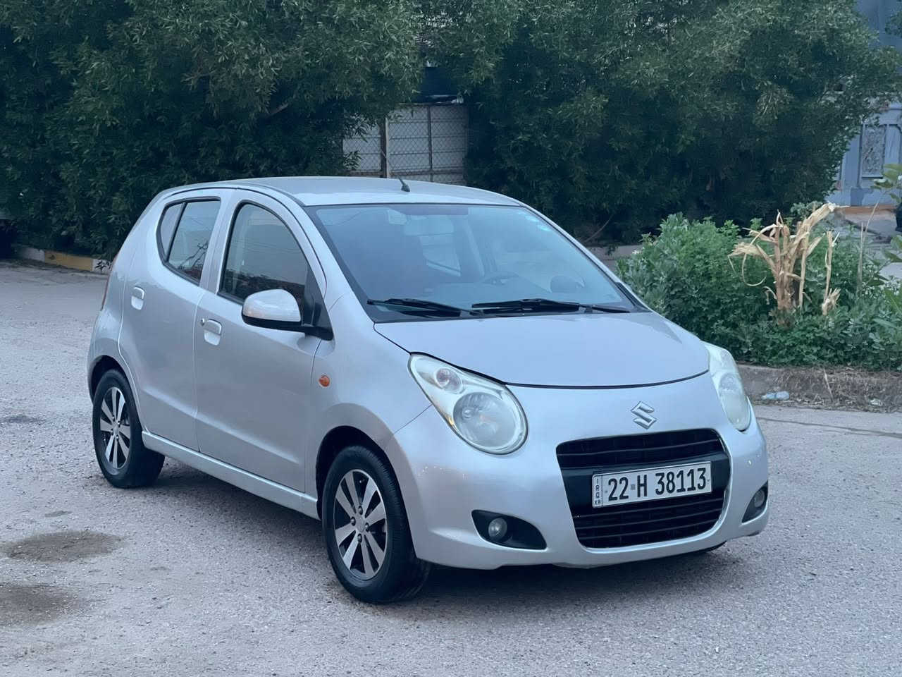 السلام عليكم
للبيع سازوكي سيليريو (ياباني) وارد خليجي موديل ٢٠١٤

رقم اربيل دولي سنوية لل ٢٠٢٨  تحويل مباشر 

مكفولة من الحادث والتبديل والايرباك 

بيهة صبغ تجميلي ثلاث مكانات وعندي صورهه قبل الصبغ اثر طخات بسيطة بدون دواخل 

كير محرك حدادية مكفولات تدفئة وتبريد شغال تخم تاير وشاشة وكامرة ودوشمة جديدة السيارة جاهزة ونظيفة ماشية ١٠٥ كم 

السعر النهائي من الاخير ٦٨ ورقة قفل مكانهه بغداد ضباط الجهاد 

***********
