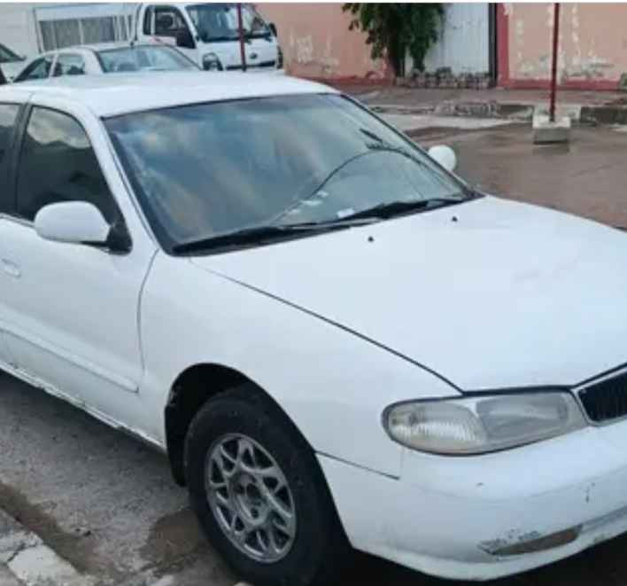 کیای کریدوس 1995 سەنەوی ئەسلێ. گێر ئۆتۆماتیک  مەکینە و گێر بە شەرتی فیتەر کارەبای مزبووت گەرمی ئیش دەکات کامل ئەشیای ساردی پیوەیە بێ عەیبە تەجیل و کارەبای ئیشارات و هەموو شتێکی ئیش دەکات نرخی 16گەڵا و مەجال
ژ.م *********** یان*********** Singapore
