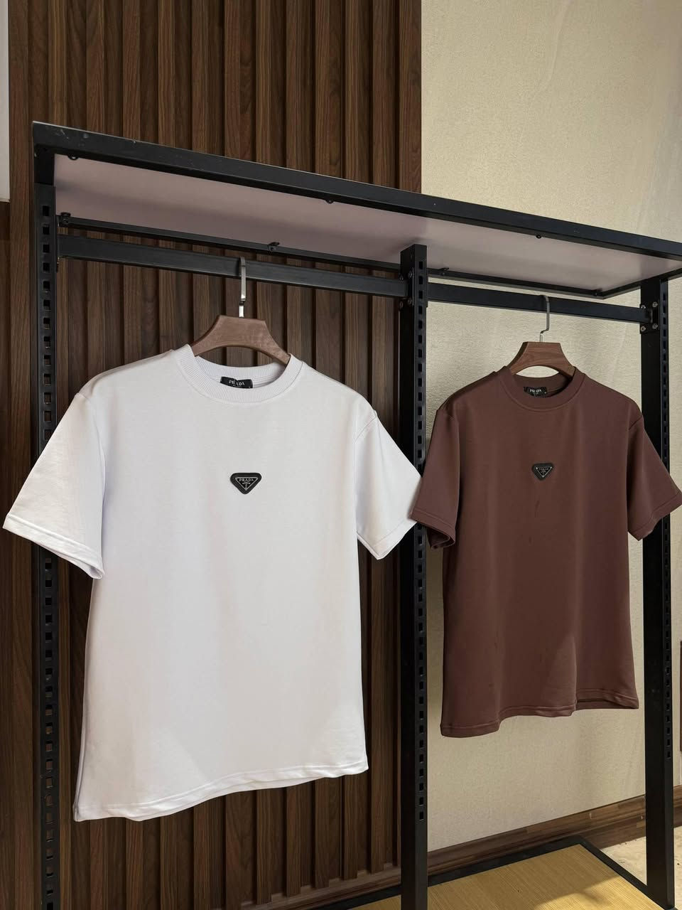 تيشيرت برادا
4 الوان 
اسود ابيض ماروني جوزي
خامه قطن 
تركي 
ماستر 
خامه بارده
بدون تكرار ابيض
الشد ١٠ قطع ب//٧٠ الف


**إذا كنت صاحب هذا الإعلان وتريد حذفه لأي سبب، رجاءا أرسل رسالة إلى الدعم الفني**