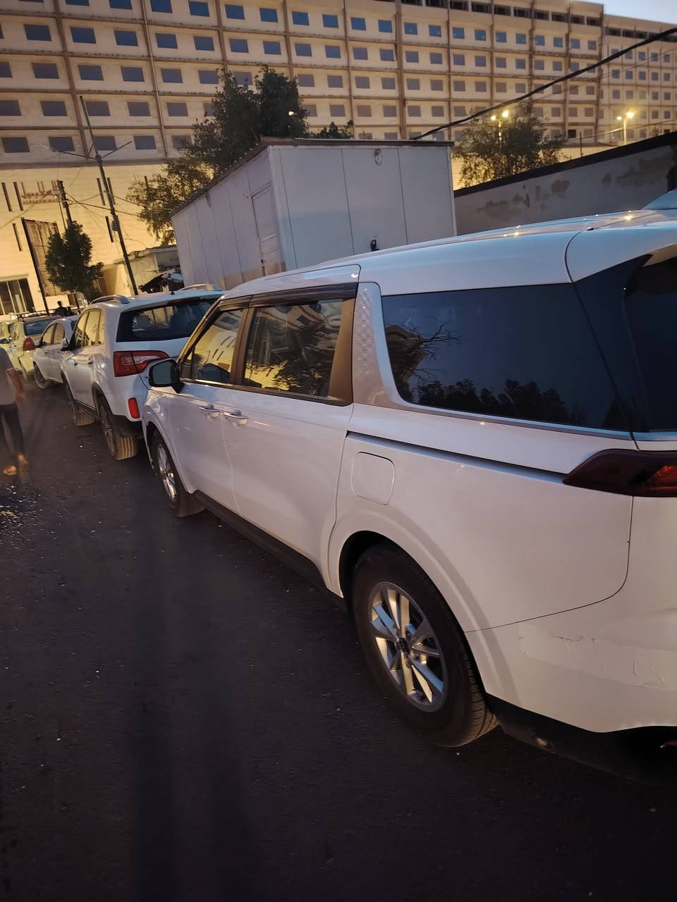 سلام عليكم ورحمت الله 
كيه كرنفال مديل 2022
وارد أمريكي 
بصمه تشغيل عن بعد
رادر
كامره خلفيه
حساسات اماميه خلفيه
رقم بغداد امداور ثاني يوم
السعر275اوبيه مجال
رقمي***********
