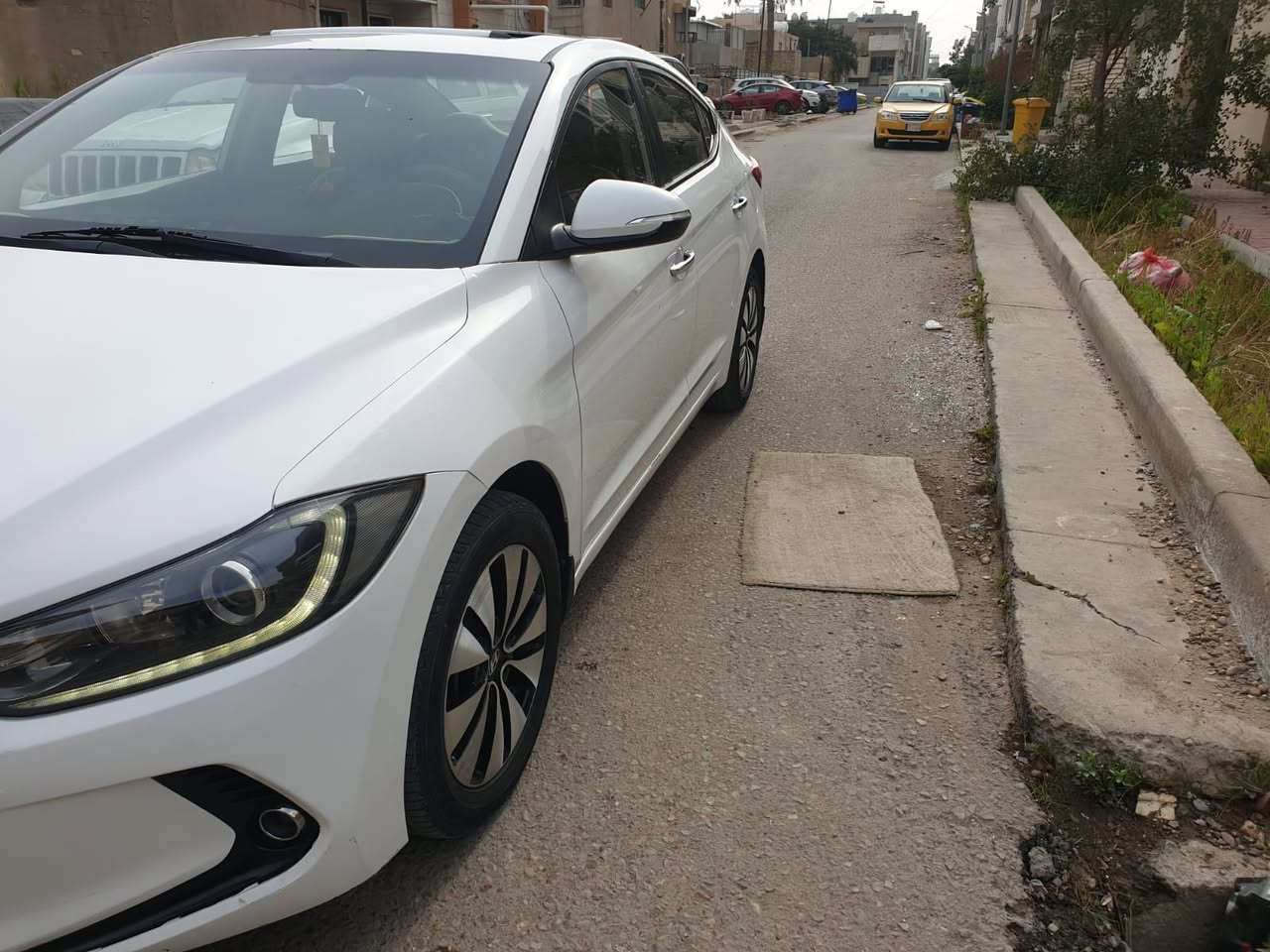 النتر  موديله ١٨ خليجي كافله عامه ما عده بي شوايه تكشير بل صبغ ماشيه ١٢٠ حقيقه مطلوبه المصراف  محراك ٢٠٠٠ عنوان بغداد حي القاهر *********** سعر ١٤٥
