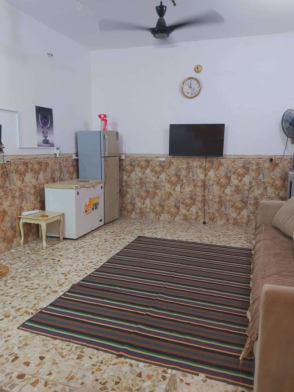 دار للبيع المساحة 140 طابو زراعي سند 25 طويريج منطقة المستقبل يتكون الطابق الاول غرفةنضام سويت +صالة استقبال مطبخ مجمع صحيات كراج سيارة  والطابق الثاني صالة +غرفة نضام سويت صب مسلح  للاستفسار***********
