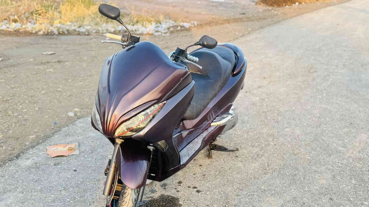 للبيع فورزه 010 السعر 2 مليون وربع وبيه مجال للاستفسار الاتصال على الرقم ***********
واسط قضاء الحي
