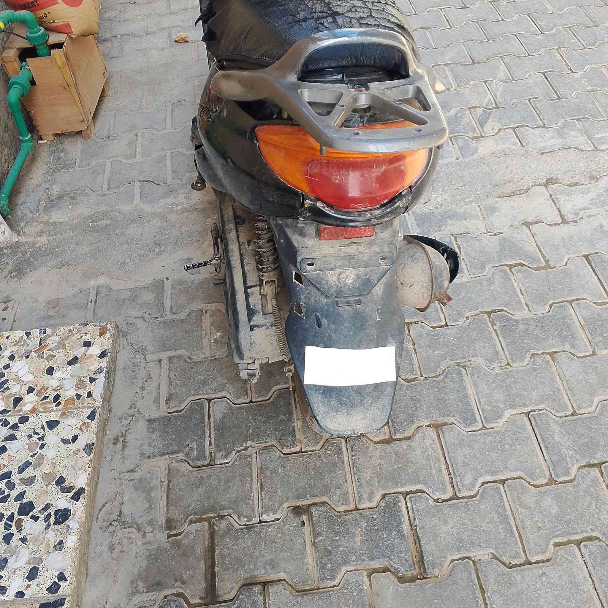 دراجه لبيع شغاله قيم بليرضي الله واخذها ولاتكسر بحلال غيرك دراجه نضيفه بس ما عرف بيهن وماعرف اسعارهن الله شاهد صارت عليه 400 بس اريده مناسبه


**إذا كنت صاحب هذا الإعلان وتريد حذفه لأي سبب، رجاءا أرسل رسالة إلى الدعم الفني**