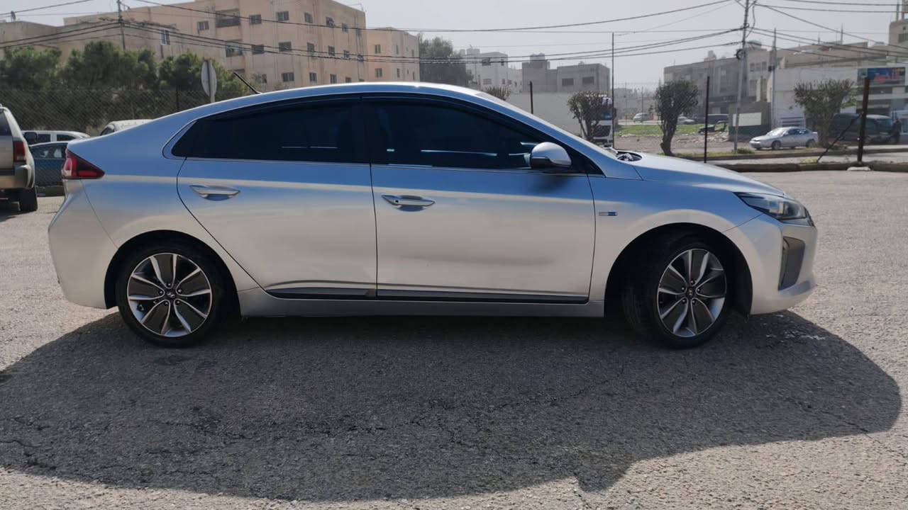 أقساط أقساط هونداي ايونك هايبر موديل ٢٠١٨ اعلا صنف دفعه ٣الف شهري ٢٥٠ فل كامل ترخيص طويل من رآسي لراسك 0799602089


**إذا كنت صاحب هذا الإعلان وتريد حذفه لأي سبب، رجاءا أرسل رسالة إلى الدعم الفني**