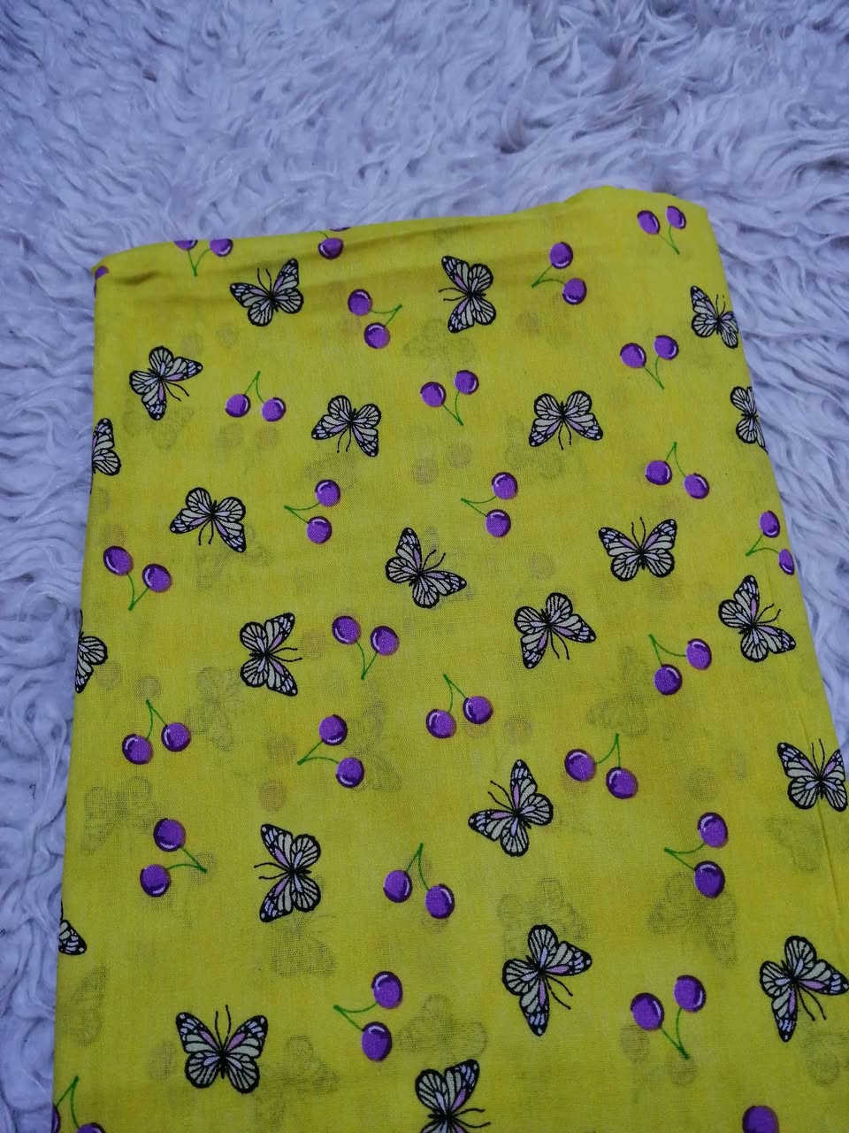 كشمير تركي القطعة ب٣
الخامة حلوة والنقشة والألوان تجنننن للطلب مراسلة الصفحة توصيل الفين داخل الكوت


**إذا كنت صاحب هذا الإعلان وتريد حذفه لأي سبب، رجاءا أرسل رسالة إلى الدعم الفني**