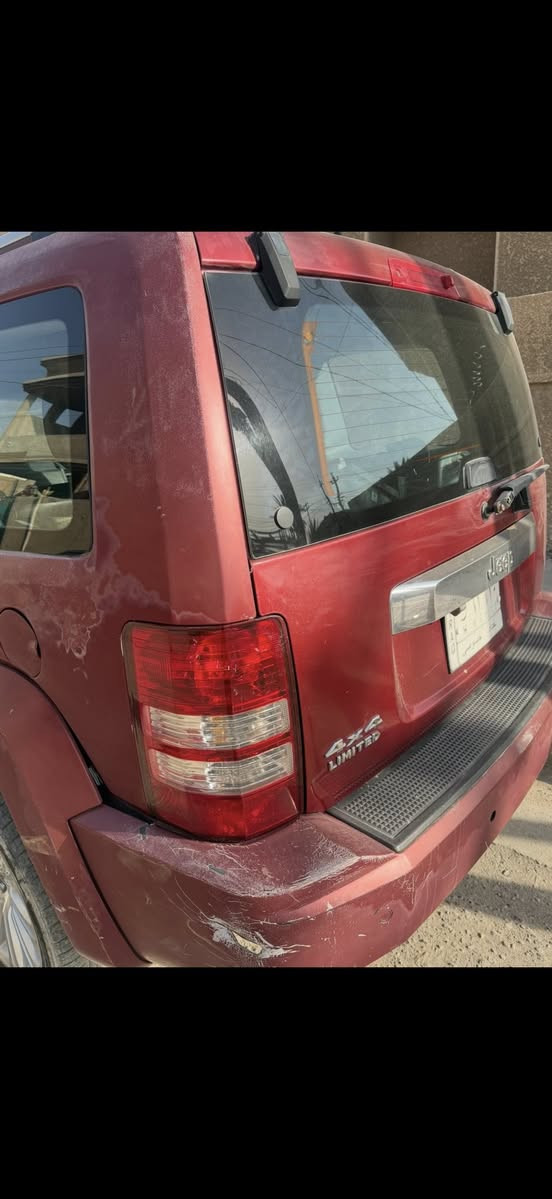 جيب لبرتي 2012
اعلى فئه بالمواصفاتjet limeted
حدادية صدر جديد صار اسبوع شاده 
كير جديد 
مكينه بيها دخان من صالنصه بس ناعمه 

ظفيره وكهربائيات شاهد جدد بلادي ع وضع شركه
منظومة تبريد جديده شادها كمبرسير وراديتر بس مامشحونه

ادامه كامله بلكات نوزلات مجاول جدد شادهن
السياره لونها جارد يحتاجلها صبغ 
حادثها من امريكا شجره  واكعة ع بنيد وبي معجون

السياره كلشي مبدل بيها وترايك وين ميعجبك 
صاحبها موجود يحول بأي وقت رقم بغداد سنويه منتهية بداية شهر 2

السعر من الاخير قفل 65ورقه 

مكان السياره (بغداد-حي تونس )
استفسار مراسله خاص


**إذا كنت صاحب هذا الإعلان وتريد حذفه لأي سبب، رجاءا أرسل رسالة إلى الدعم الفني**