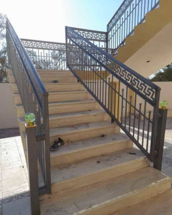 اختار النموذج اليعجبك وعوف الباقي علينة 🤝🏻⛓️‍💥
وخليك متميز وية حدادة عمار القيسي 🧍🏻‍♂️

 لعمل كافه اعمال الحداده ابواب ـ شبابيك ـ كتائب ـ ابواب خارجية -🔳🔨

 العنوان ـ  صلاح الدين /بيجي

 الاستفسار مراسله الصفحه او اتصل ع الرقم

 التالي ***********  

*********** واتساب حدادة عمار القيسي
