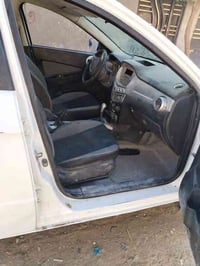 سياره للبيع نوع فاو مديل ١٥السعر خاص 07831169535