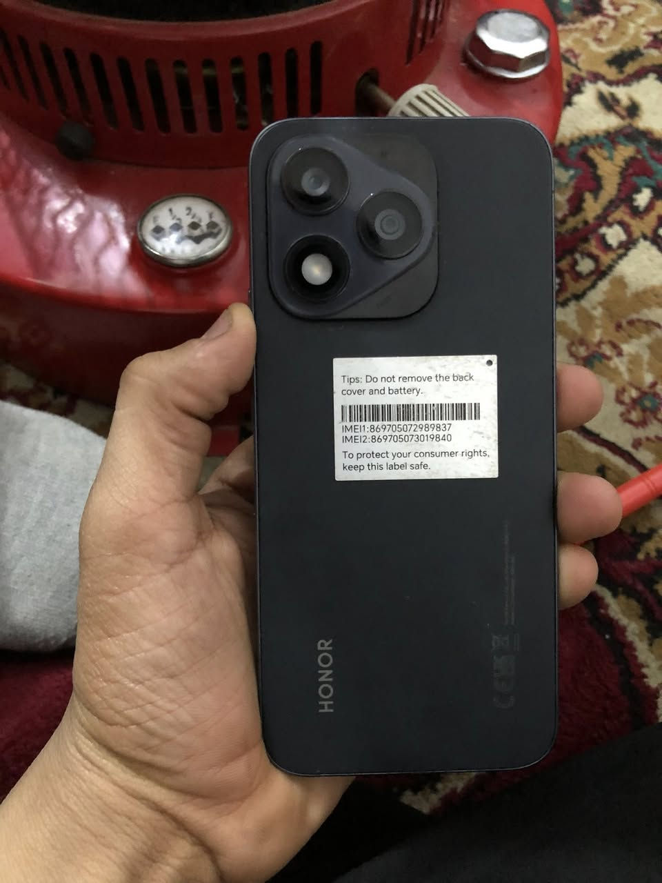 سلام عليكم وحش العاب الهونر 400الايت جهاز اصلي قبل شهر جبته 370جهاز جديد خراضه كامله جهاز جديد جديد ريد راوس بيفونً 13اوً12بر ماكس  او اطيً فرق الي عدي يتخل خاص او يراسلني وتساب
***********
