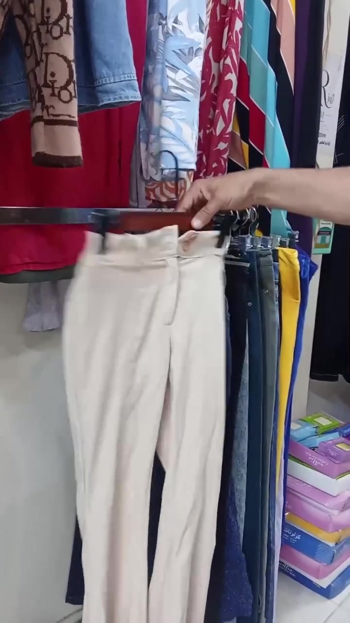 يتوفر بنطرون كابوي نسائي بسعر/2000


**إذا كنت صاحب هذا الإعلان وتريد حذفه لأي سبب، رجاءا أرسل رسالة إلى الدعم الفني**