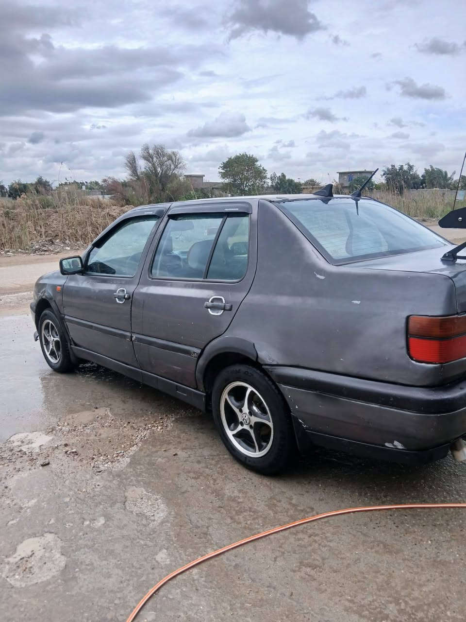 اسلام عليكم بسبب الوعود وعدم المصداقيه كولف فنتو 93بغداد انكليزي بسمي تحويل مباشر السياره متعوب عليه دواخل بلاديه تبريد ويه السويج ثلج فان جديد تخم تاير صدر جديد كهربائيات كامله والدواخل موضح بمقطع فيديو 
للاستفسار ***********
