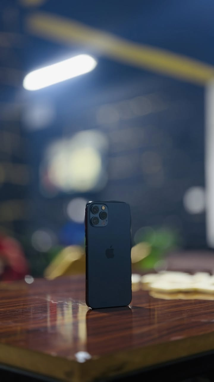 من رخصة الآدمن ايفون 12pro جهاز فول الفول يعني مكفول من صيانة من خلل جهاز بس مال جنية 
لون:ازرگ 
بطارية 90🔋
سيمكارت:1
نموذج:M
ذاكرة:128
وجهاز تأخذك بل شرط مامبدل بي اي شي 
مكاني كركوك قضاء الحويجة حي اليرموك 
للأستفسار: *********** 
السعر:365وبي مجال قليل
