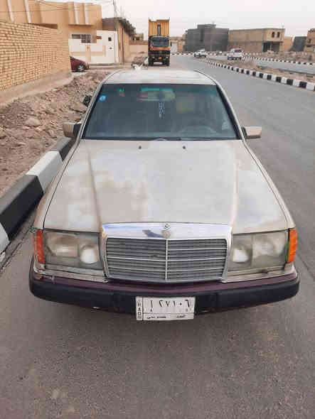 مرسيدس دب رقم نجف الماني مشروع وطني موديل 85 مكينه وكير بل كارتون كهربائيات شغاله تخم تاير حداديه خير من الله سياره جاهزه السعر 35 وبيه مجال مكان السياره البصره قضاء المدينه  ما متواجد ع الفيس رقمي ***********
