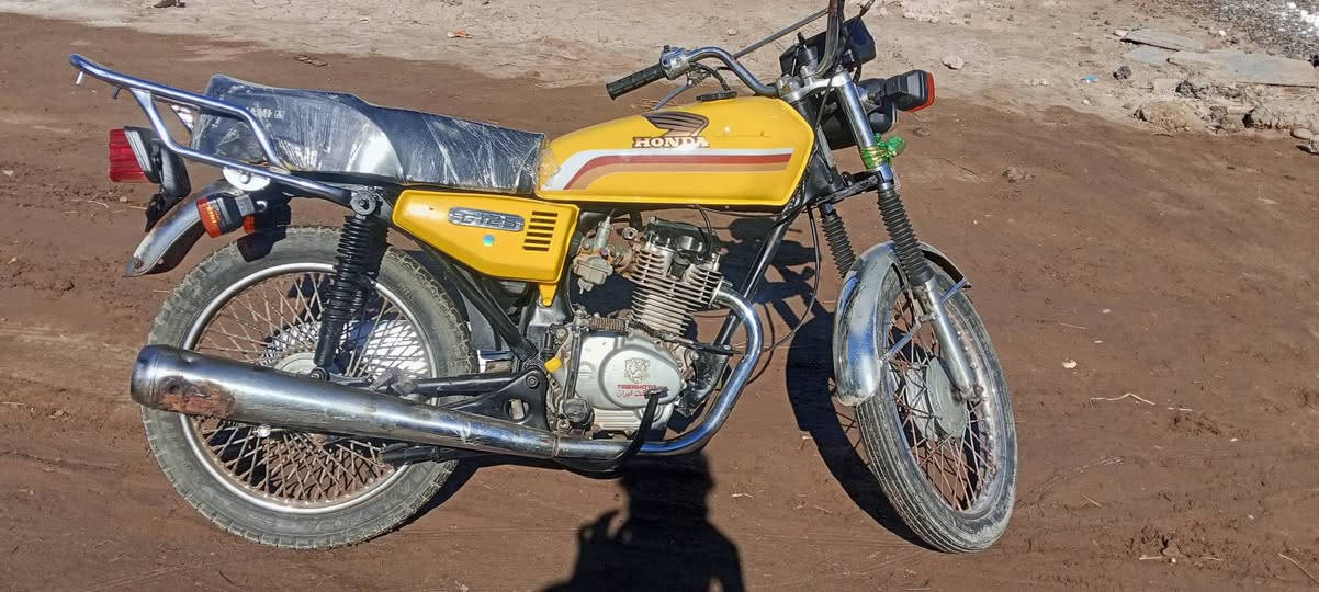 سلام عليكم دراجه للبيع نظيفه كلش2018
السعر 450 وبيها مجال قليل مكان واسط النعمانيه
***********
