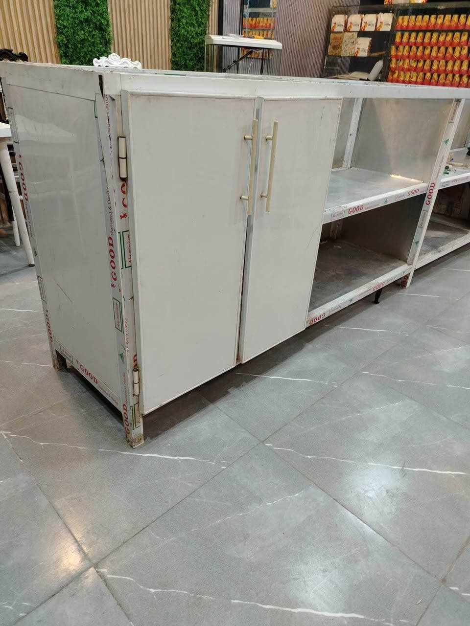 ‎للبيع حوض سمك كامل مع الميز + كاونتر وعارضه + جهاز صلصات للاستفسار خاص‎ عمارة, ميسان


**إذا كنت صاحب هذا الإعلان وتريد حذفه لأي سبب، رجاءا أرسل رسالة إلى الدعم الفني**