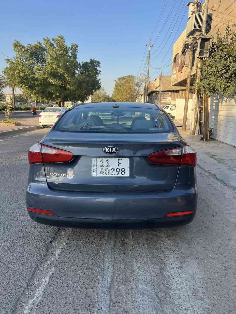 متاح كيه فورتي موديل 2014 
بيهه أربع قطع صبغ بدون دواخل 
السياره حلوه ماشيه 104 فقط الداخل جديد  بسمي السياره رقم بغداد 
الشراي يتصل***********
مكاني السيديه بغداد
