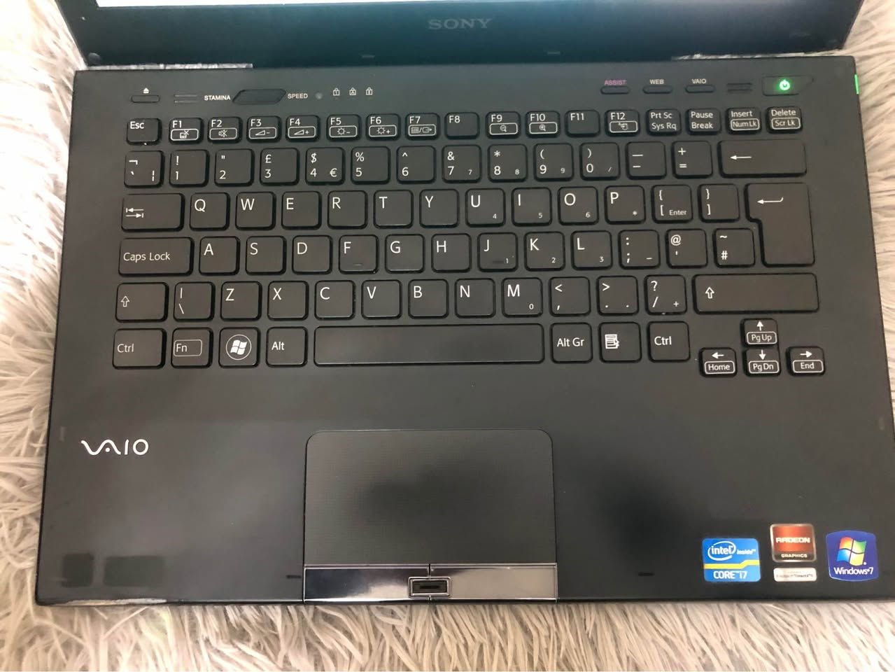 السلام عليكم 
لابتوب نوع سوني ڤايو 
معالج كور اي ٧ 
كرت شاشه خارجي amd 2 كيكا 
رام ٦ 
هارد ١٢٨ ssd 
حجم شاشه ١٣ سلم 
قارئ اقرص 
البطاريه اقل شي ساعه و نصف 
ويندوز ١٠ كامل مع البرامج و office 2016 مفعل 

عيب لابتوب فقط يحتاج محوله الباقي شرط الفحص 

السعر 130 قفل 
مكاني دهوك توصيل متوفر بغداد, العراق


**إذا كنت صاحب هذا الإعلان وتريد حذفه لأي سبب، رجاءا أرسل رسالة إلى الدعم الفني**