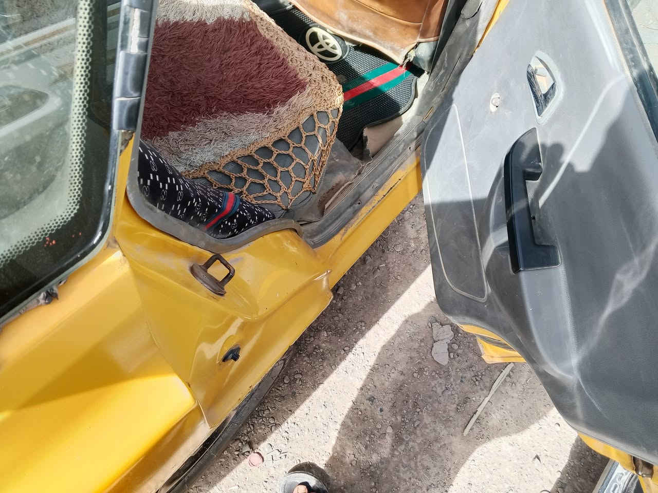 سلام عليكم سايبا 2012 البيع رقم بغداد نكليزي سياره بسمي مصفره هيه وغرامات كير ومكينه  خير من الله بيه خياسات بجنطه
عنوان بغداد بسمايه مجمع الاحسان
سعر 23 وبيه مجال ***********
