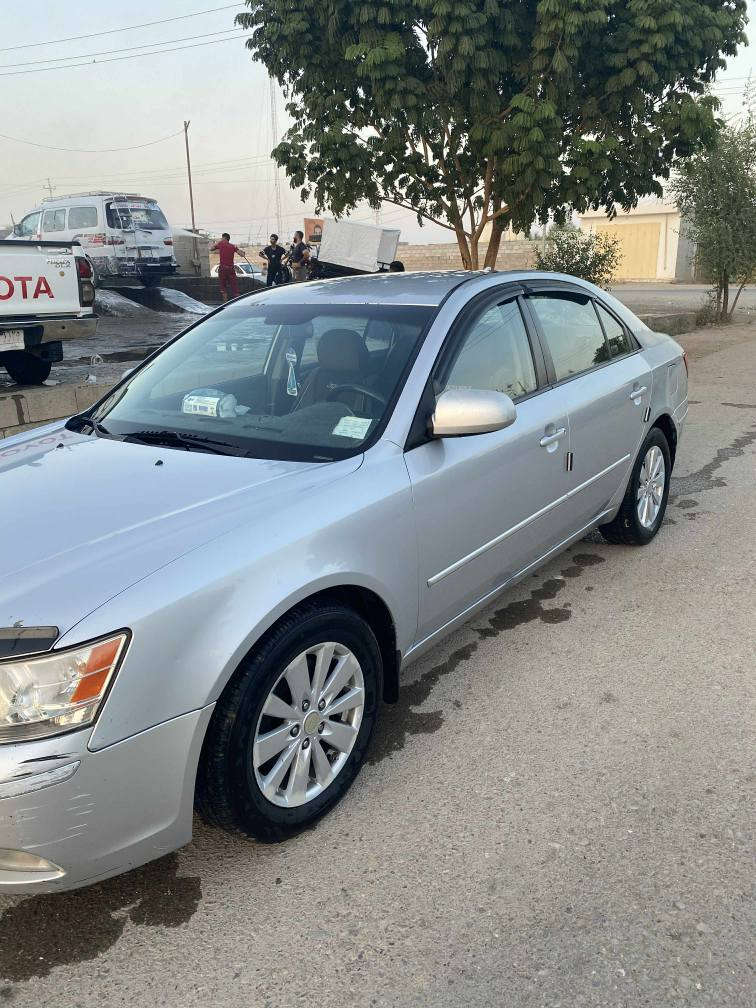 سلام عليكم سوناتا 2010 وارد امريكي
ضرر جاملغ خلفي جهة السائق
رقم بغداد 
الرقم ***********
