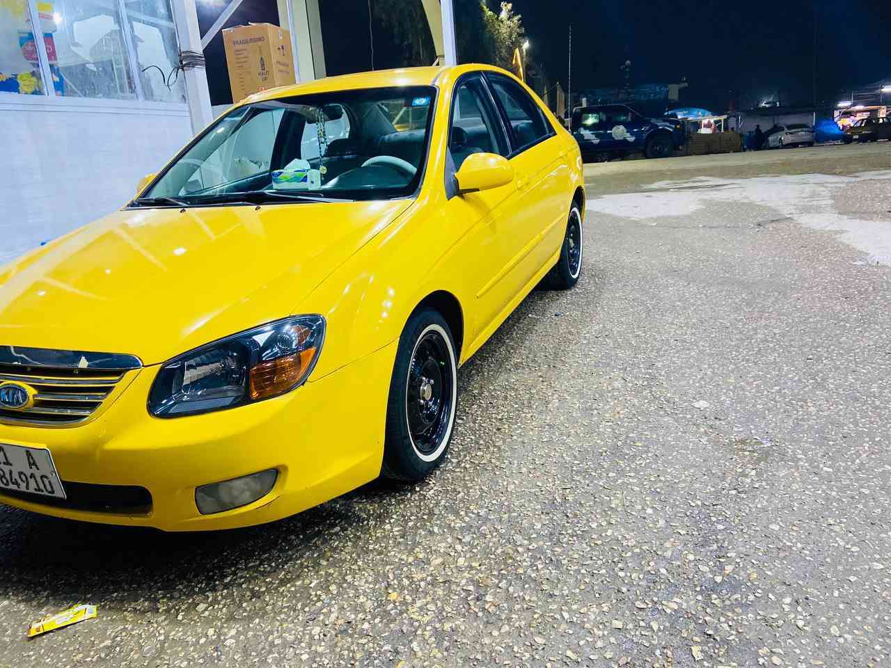 سبكتره جاهزه للخير متصرف ربع دينار عليه جاهزه من داخل وخارج تبريد حداديه مكينه كلشي مكفول جاهز جديد موديل 8
رقم بغداد مشروع وطني سنويه ل 29 كلشي مصفر 
سعر 84 وبيه مجال 
***********
