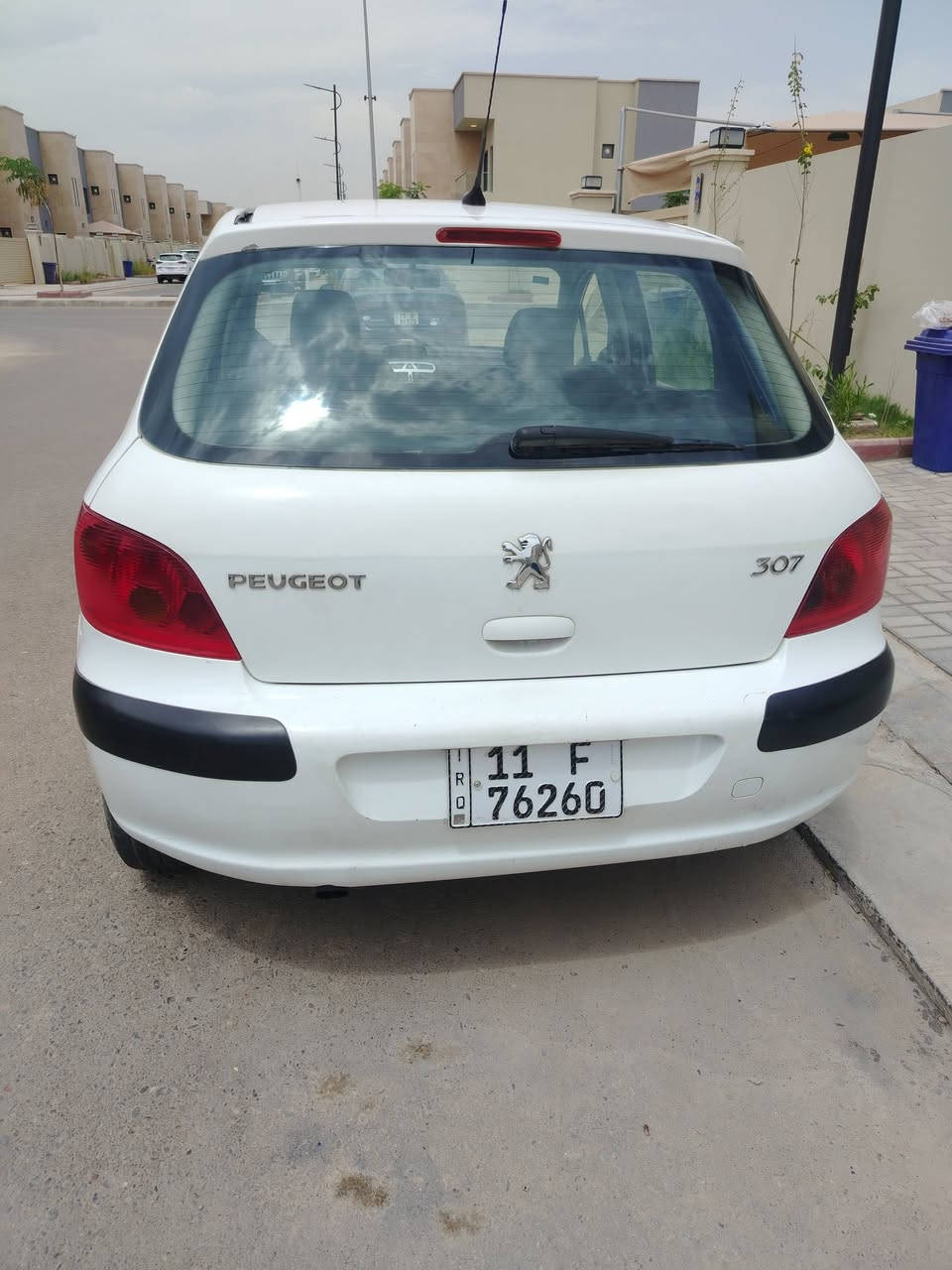 السلام عليكم عندي بيجو 307للبيع موديل 2005 تبريد شغال نظيفه  سعرها 51$ الاتصال ***********
