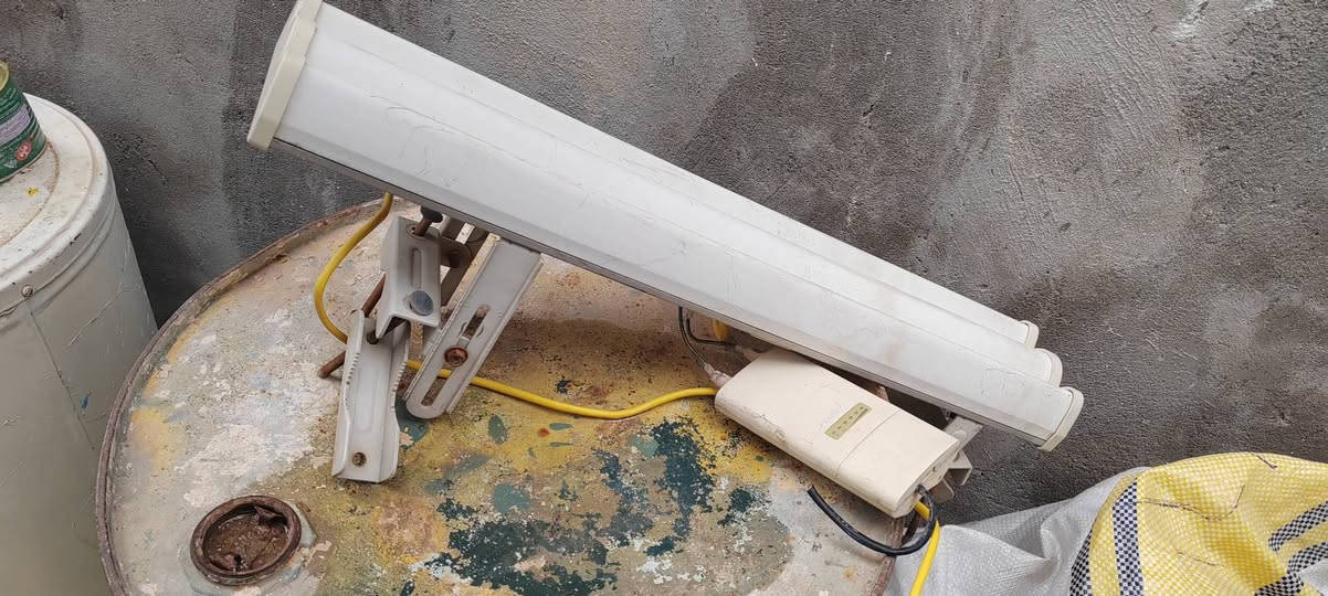 السلام عليكم ورحمة الله وبركاته
شباب اجهزه للبيع مستخدم
سكتر و ٩١٢
دش و ٩١٢
٥ ابراج ١٨ متر g35
راك صغير
عاكسه كهرباء ١٢ فولت و ٢٤ فولت
حسب الصور المرفقه
قيم مانختلف ان شاء الله


**إذا كنت صاحب هذا الإعلان وتريد حذفه لأي سبب، رجاءا أرسل رسالة إلى الدعم الفني**