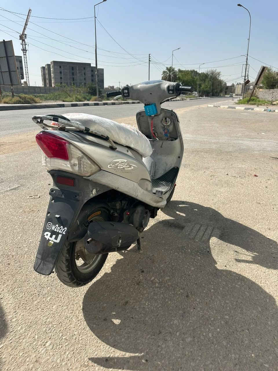 دراجه ماكس منغولي ما مفتوحه نظيفه كلشي شغال هندر سلف كهربائيات ((دراجه مستعجل ع بيعه ))السعر 850 وبيه مجال 
بسيط 
متواجد خاص وللاستفسار ***********
عنواني ديوانيه مركز ✨💫
