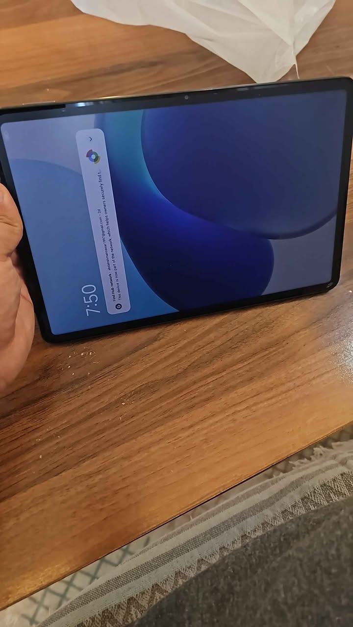 📱 Xiaomi Pad 6 شاومي باد 6)للبيع)
شاشة 11 إنش 2.8K – 144Hz
معالج Snapdragon 870 
رام  8 GB
ذاكرة  256 GB
بطارية 8840 mAh
4 سماعات ستيريو Dolby Atmos
كاميرا 13MP
يشغل ببجي موبايل 120 فريم 
الجهاز نظيف مستخدم فقط للدراسه مع الكارتون 

اذا احد يشتري عندي واحد نظيف خدش مابي للبيع

السعر 325 الف دينار عراقي وكلكم تعرفون سعر الجديد شكد 

سبب البيع اريد اشتري تاب سامسونك. 

الي يحب يتواصل على الخاص او على الواتساب 
*********** السليمانية, العراق
