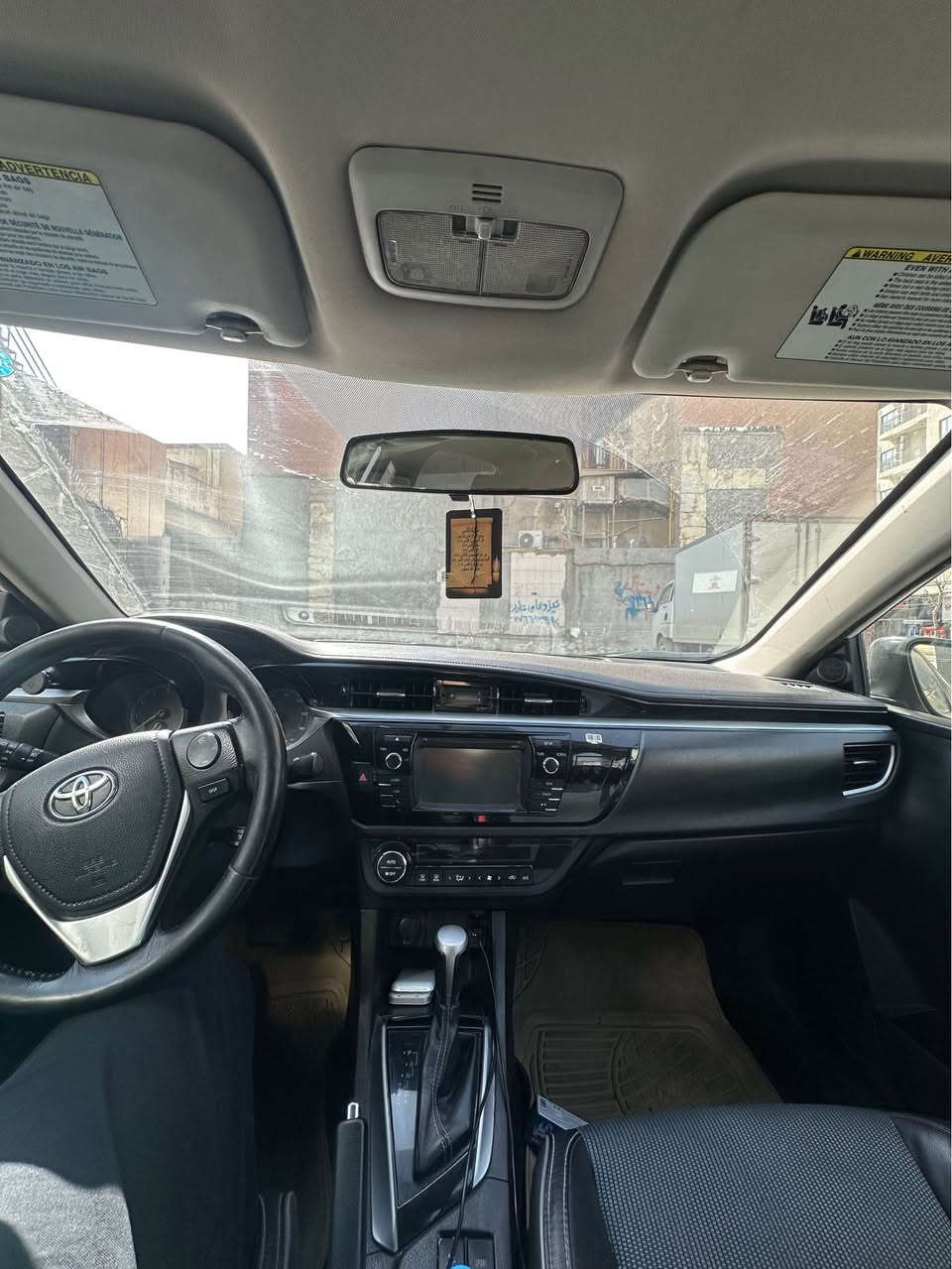 ٢٠١٦ سپی سپۆڕت 
بادڵشەفت و دوگمەی سپۆڕت بیلاد 
١٢٠ هەزار ڕۆشتوە 
سەنەوی تا ٦/٢٠٢٨ تازەیە 
دووچەمەڵەخی دواوە بۆیاخە سنوق گۆڕاوە بە بیلاد 
ناوی گرتوە
پەڵەیەک کارتیشی هەیە پێشی کەپسە 
گێڕ و مەکینە نەکراوەتەوە و کارەبای و تەقەوڕەقە بە شەرت 
***********

*********** السليمانية, العراق
