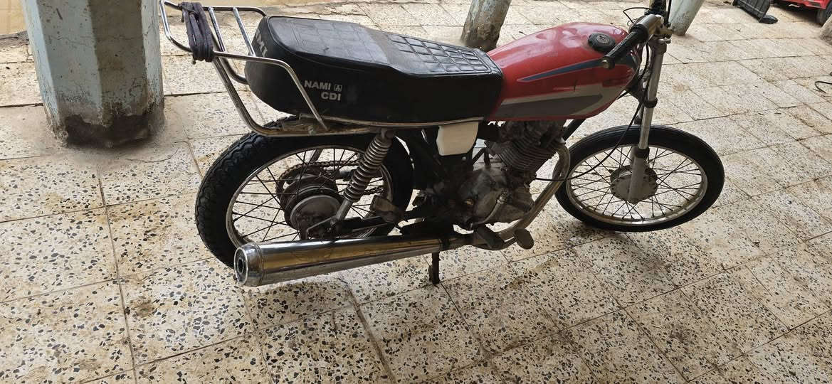 نامه للبيع بدون مكينه ناعمه نكره هندرسعر ٣٠٠وبيه مجال العنوان عمارات حي جامعي ***********
