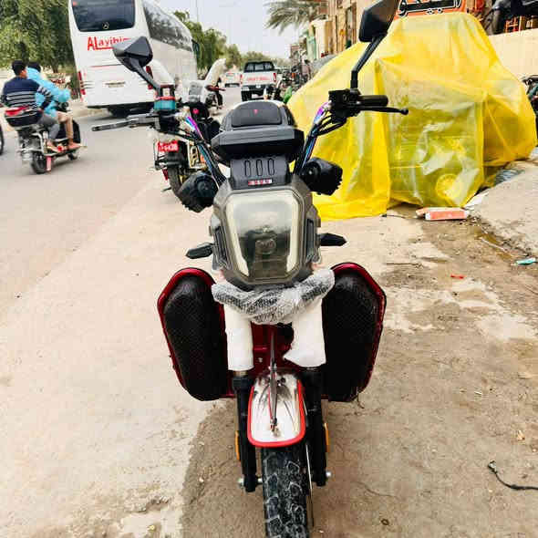 مكلف بل نشر
للبيع موطور شحن هيوشه موطور نضيف وبطاريته فول وعلا فحص وكهربائياته كله شغاله 
السعر 575 وبي مجال 
للتواصل ***********
