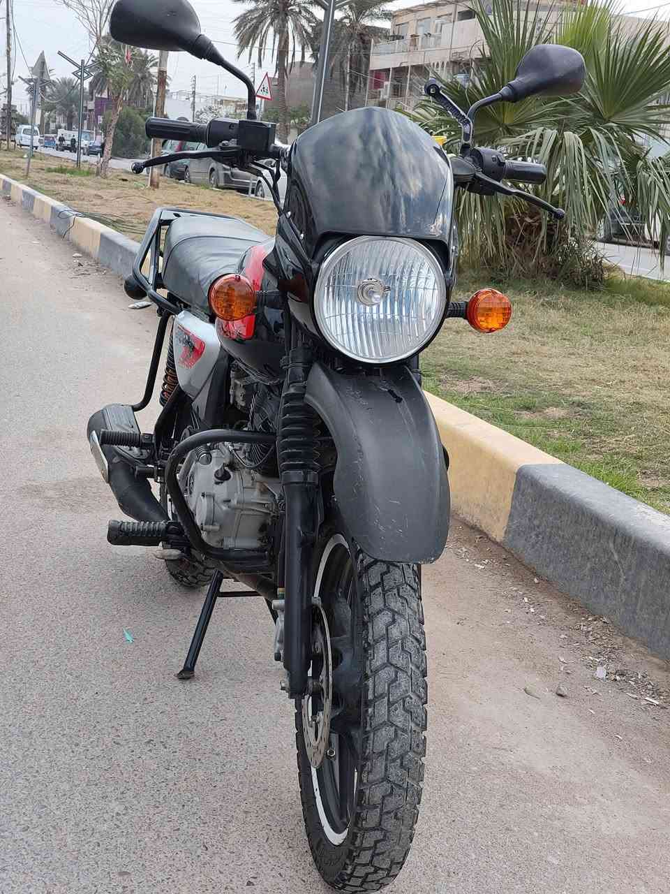 للبيع موديل 23 السعر مليون و100 بغداد اوراق كامله مامتواجد ع الانترنيت اتصال فقط ***********
