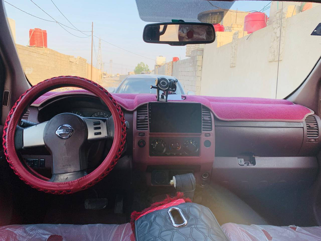 السلام عليكم نيفاره 2009 رقم بصره سنويه مجدده رقم إنكليزي مصفره غرامات وضريبه جاهزه كير ومكينه وحداديه وتخم تاير سياره مكلوبه سعر 80 وبيه مجال مكان بصره 
***********
