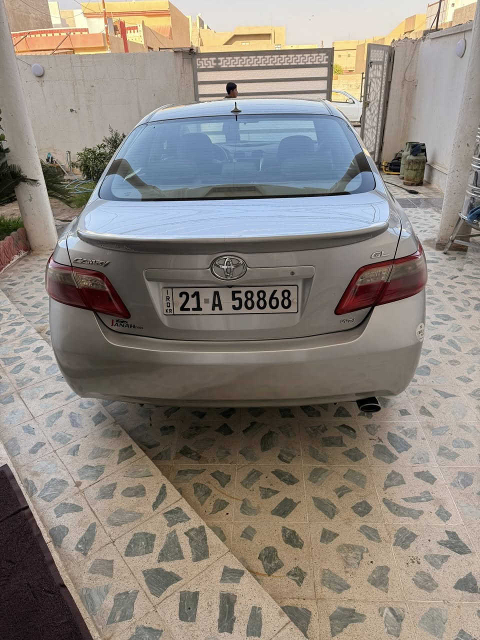 للبيع فقط نقداً
كامري خليجي موديل 2009 مكفوله بدون صبغ فقط بارد بسيط شخط ومعدلي يعني تخم تاير جديد صدر جديد رقم مو ساقط تبريد وتدفئه شرط كير ومحرك بشرط لا تنقيص ولا تبخير ولا صوت شرط الفحص داخلها مغلف ارضيه جلد قطعتين تبريد منظومه لايت زرع عدسات لايتها نهار مكانتي تكريت القادسيه السعر 118 وبها مجال جداً بسيط 

‭0773 555 4564‬
