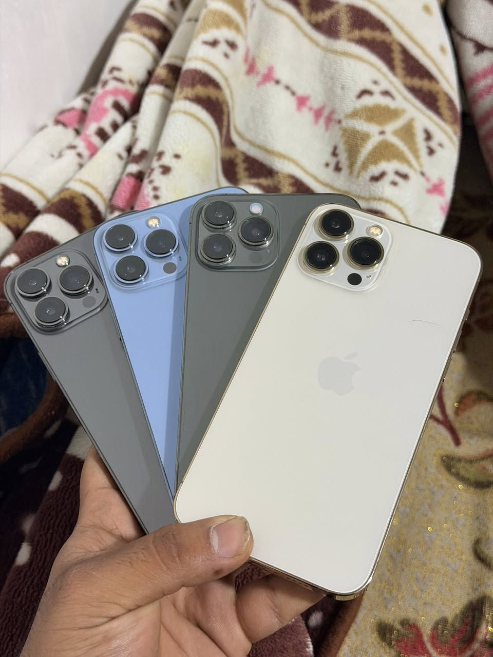 ايفـون ١٣ برو ماكس  مناسب 🩶
السلام عليكم شباب ايفون ١٣ برو ماكس عدي ٤ قطع مناسبات تفاصيل خاص

بابل بكرلي


**إذا كنت صاحب هذا الإعلان وتريد حذفه لأي سبب، رجاءا أرسل رسالة إلى الدعم الفني**