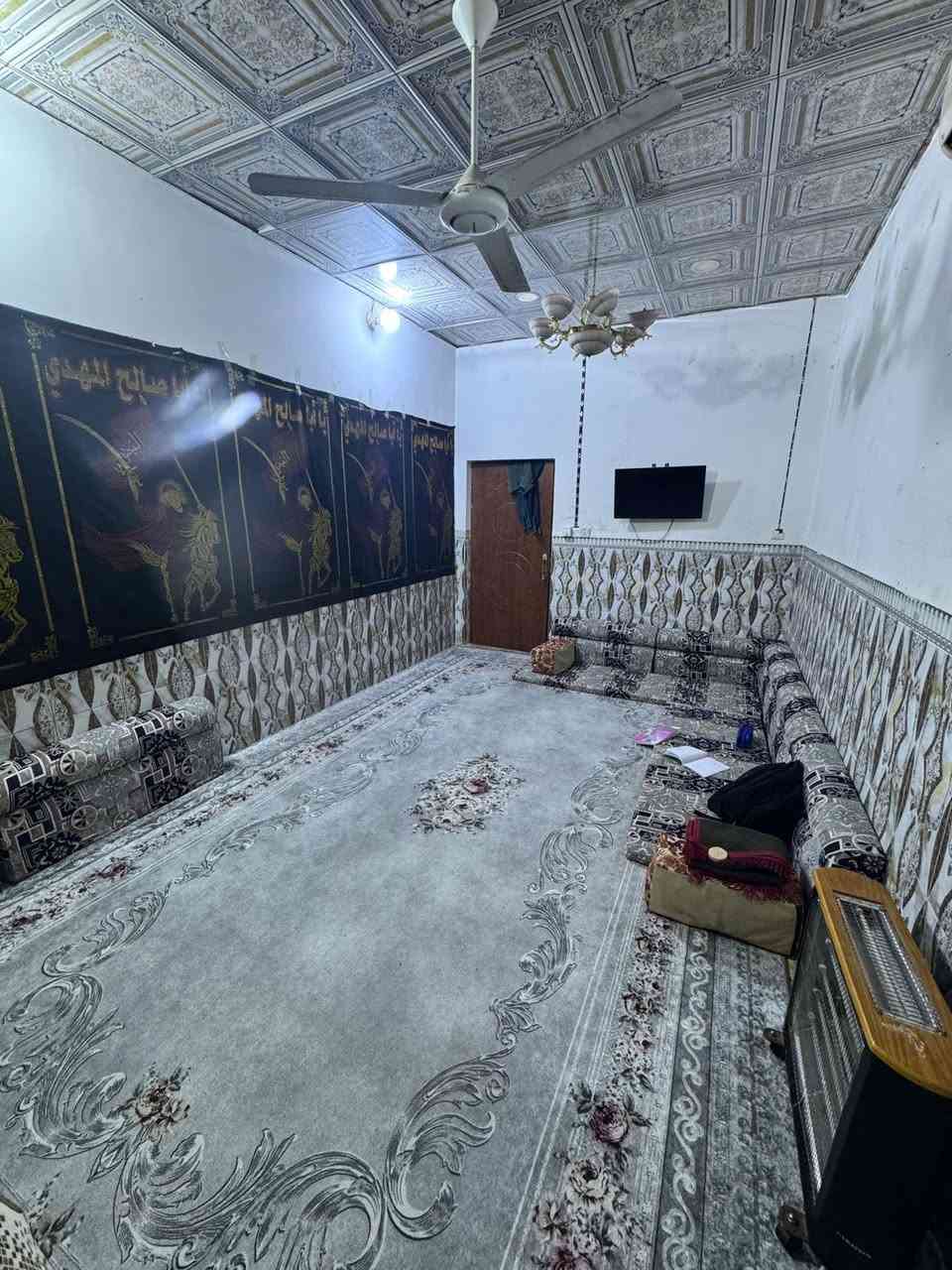 بيت للبيع 100 متر طابو صرف .. شارع 10 تبليط

حي ميسان قطاع 79 الشريط .. بناء كونكريت مسلح

يحتوي طابق ونص :

الاول / غرفة وصالة واستقبال ومطبخ ومكشوفة
وصحيات داخلية وخارجية وطارمة

الثاني / غرفة وصالة

#السعر 115 مع المجال

للاستفسار *********** مكتب القلعة بحي ميسان
