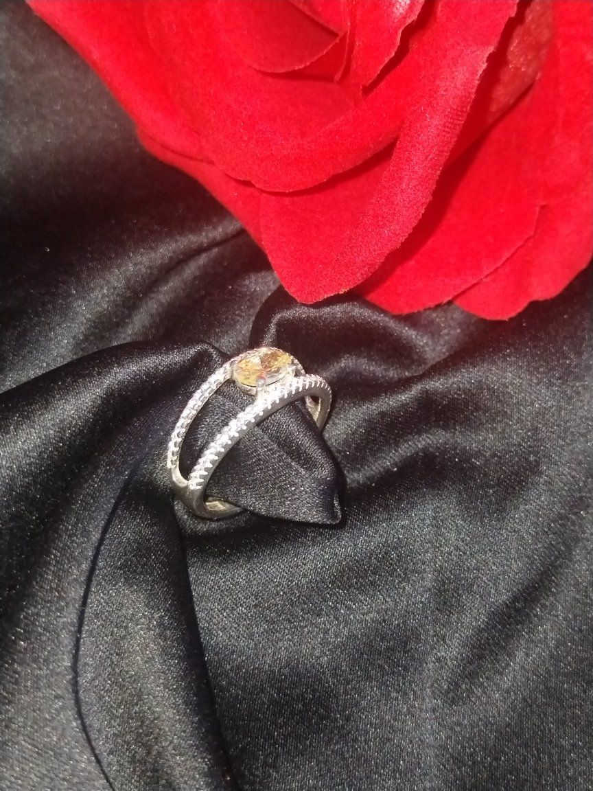 محابس فضه عيار 925يوجد توصيل


**إذا كنت صاحب هذا الإعلان وتريد حذفه لأي سبب، رجاءا أرسل رسالة إلى الدعم الفني**