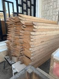 طاوليات • ٥٠ • نظيفات