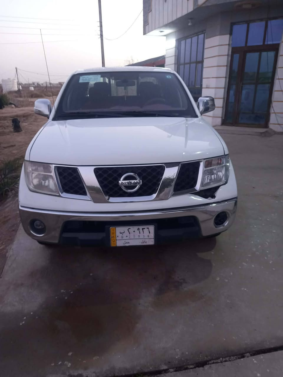 السلام عليكم 
نيفاره موديل 2012 فول بأسمي مكفوله ما عدى جاملغ امامي ايمن صبغ والباقي كفاله كير اوتماتيك تبريد تدفئه شاشه وحساسات 
للاستفسار الاتصال بالرقم ***********
