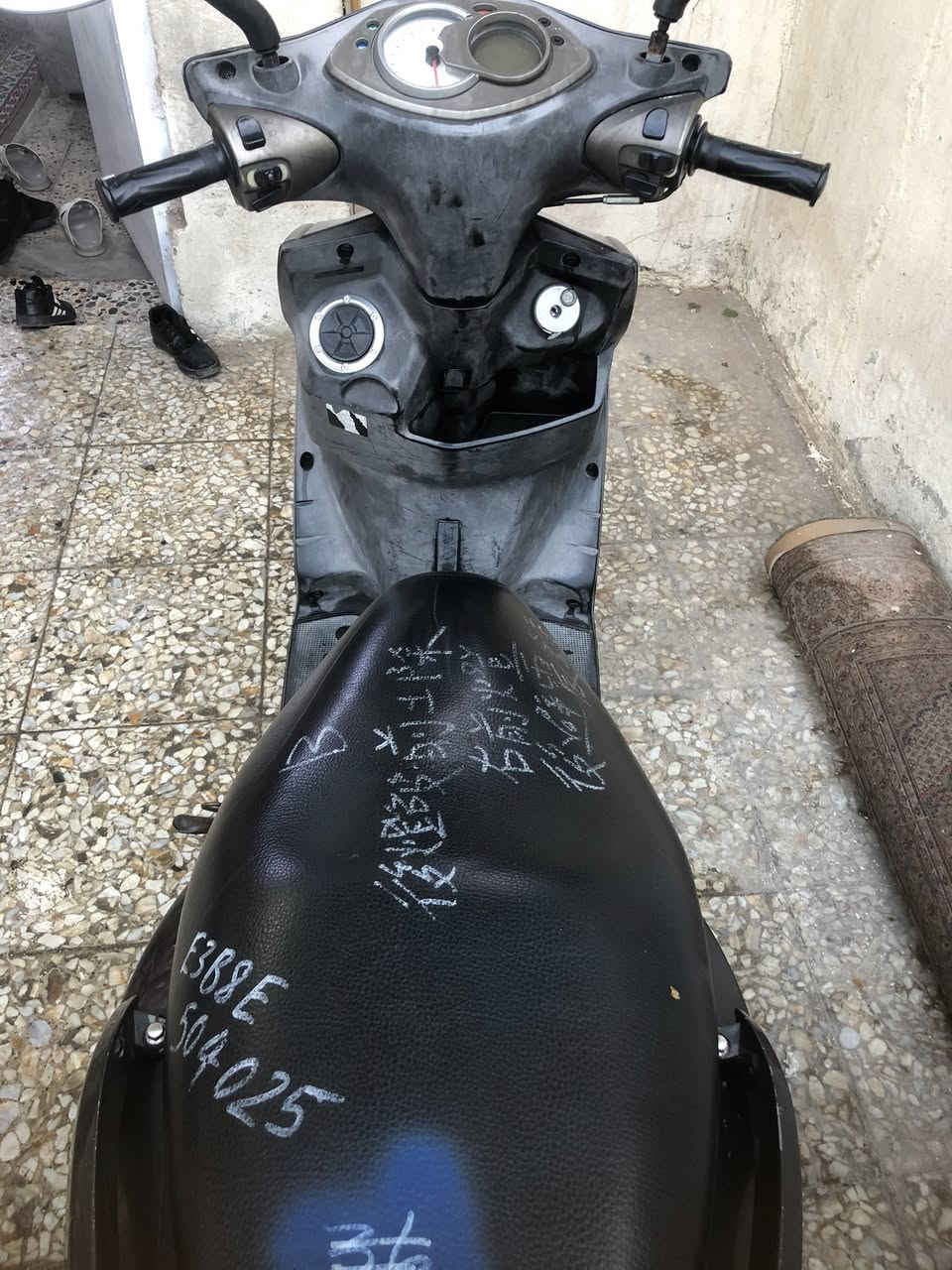 سكنس فحل بلادية الدراجة كاملة على اخر حبة برغي ممفتوح  منها مصارلها ٤ اشهر من نازلة من الرمبة بيها ورقة الكمرك مدفوع يعني تترقم السعر (مليون) وبيها مجال حك الجية عنواني بغداد الجديدة


**إذا كنت صاحب هذا الإعلان وتريد حذفه لأي سبب، رجاءا أرسل رسالة إلى الدعم الفني**